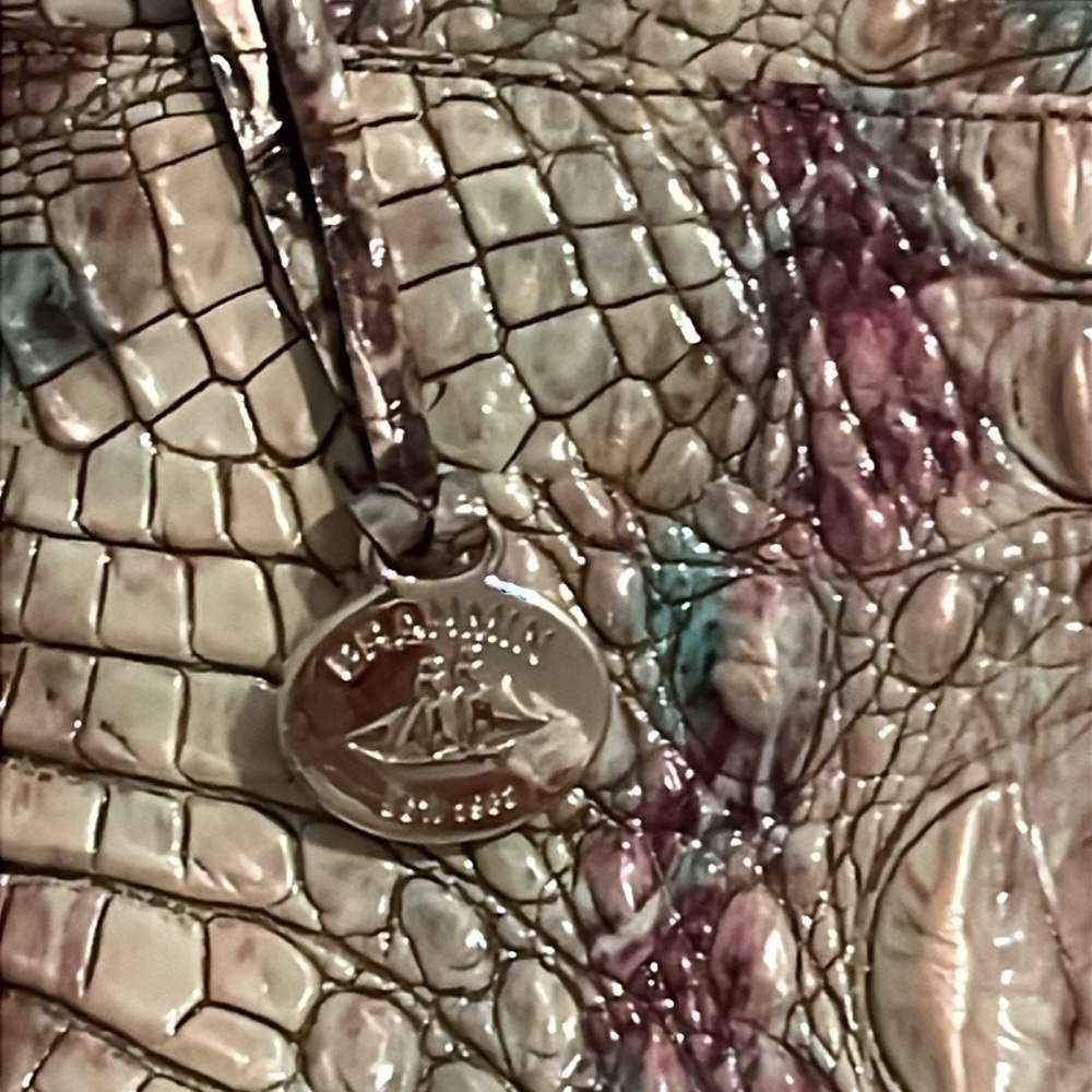 EUC Brahmin Katie Amethyst crossbody handbag - Picture 2 of 8